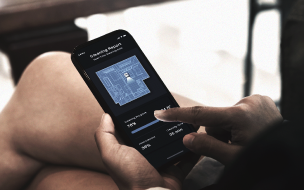 Robot performance monitoring on a mobile device